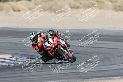 media/Dec-07-2025-CVMA (Sun) [[3e7d2de5dc]]/Race 7-Formula Lightweight Twins Shootout/